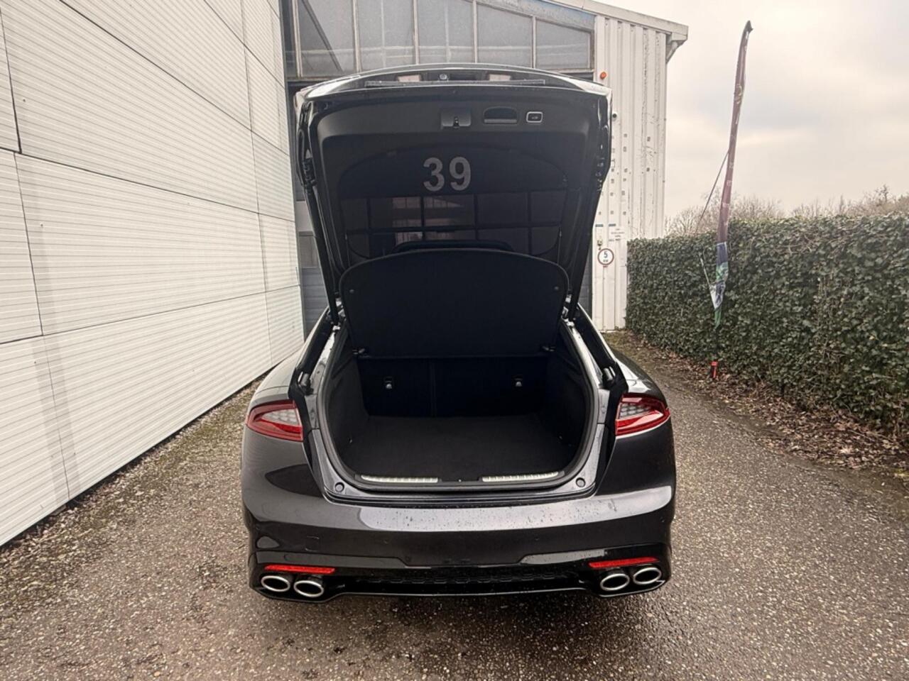 KIA Stinger 2.0 T-GDI GT-Line