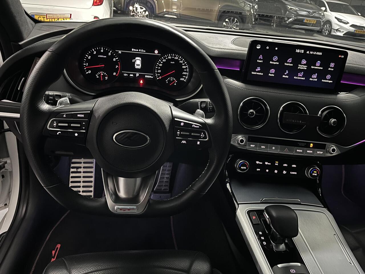 KIA Stinger 3.3 V6 T-GDI AWD GT met maar 40.000km! Full option, Facelift, Panorama schuif/kanteldak , sportuitlaat
