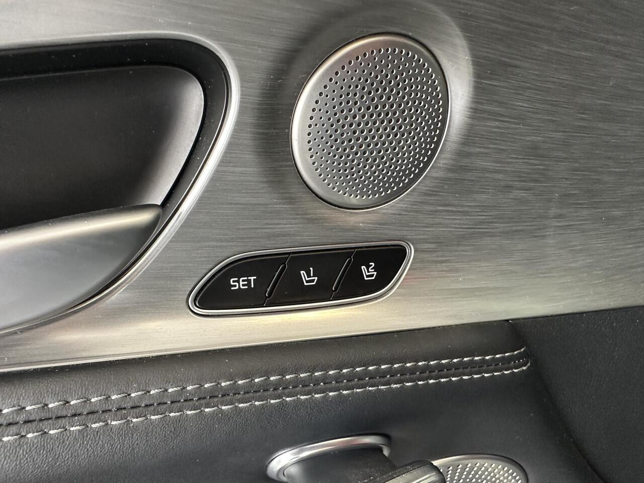 KIA Stinger 3.3 Twin Turbo V6 AWD GT PRO Nieuwste model, 370PK, AWD, BREMBO, Sportuitlaat met kleppensysteem, 360' Graden Camerazicht, Lederenbekleding, Stoelverwarming&Verkoeling, Interieurverlichting, Stoel Memory, Harman/Kardon Instalatie!