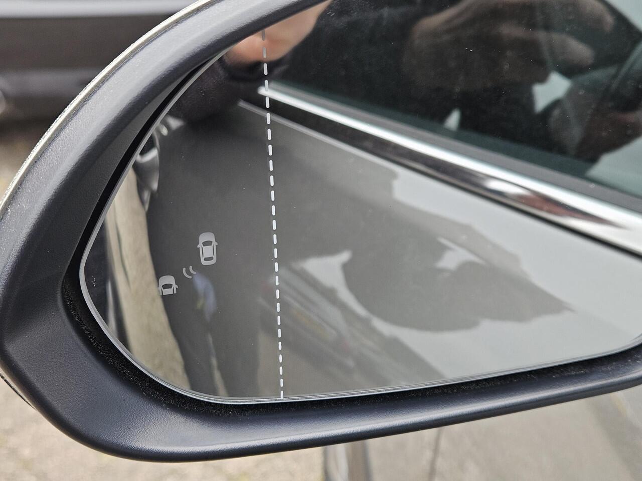 KIA Stonic 1.0 T-GDi Platinum Edition /Apple Carplay/Parkeersens+Cam/Cruise&Clima Contr./Stoel-Stuurverw./Leder/DAB+/Navi/17"LMV/(MET GARANTIE*)