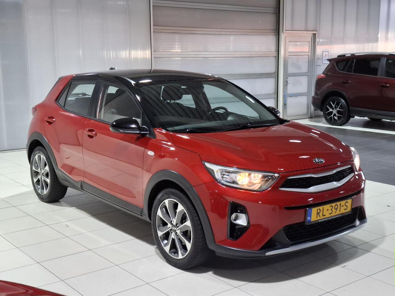 KIA Stonic 1.0 T-GDi ComfortPlusLine Navigator Apple Carplay/Android Auto, Navigatie, Camera.