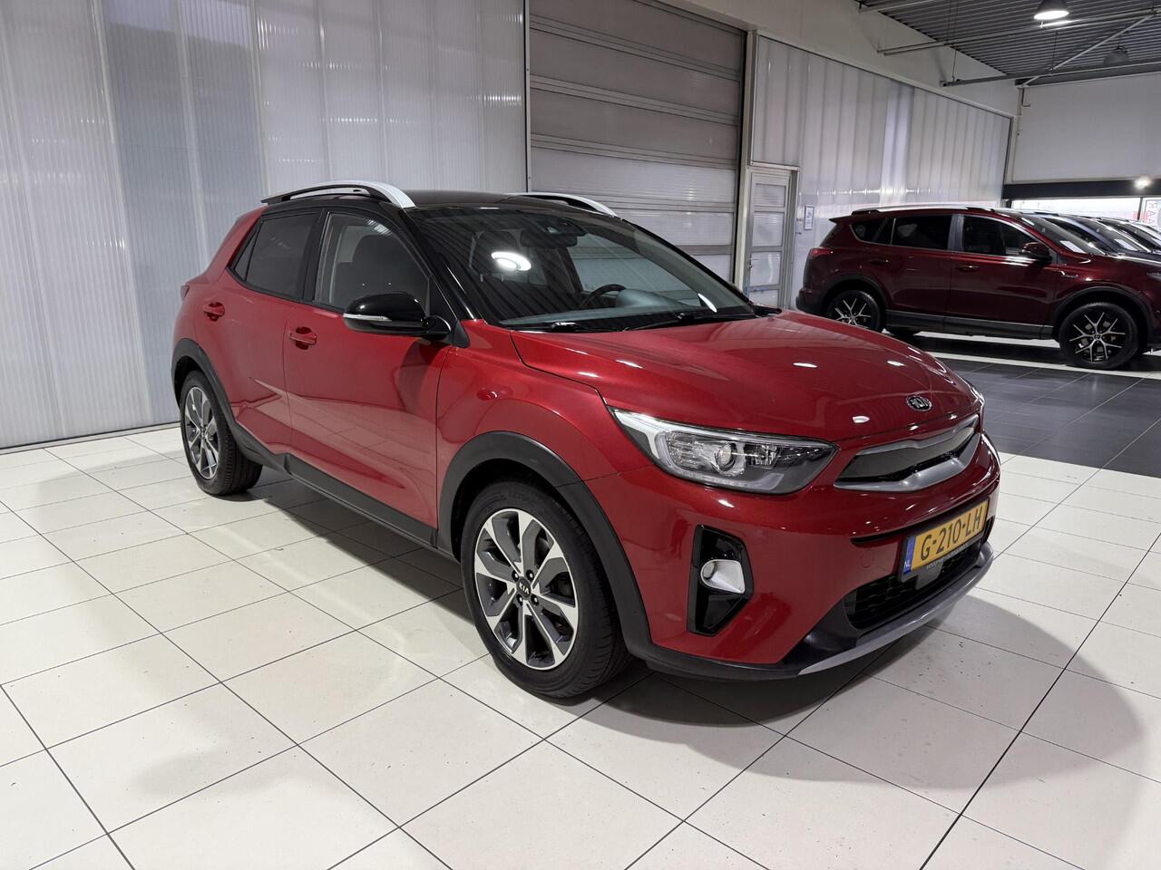 KIA Stonic 1.0 T-GDi DynamicLine AUTOMAAT, Trekhaak, Apple Carplay/Android Auto, Navigatie, Camera.