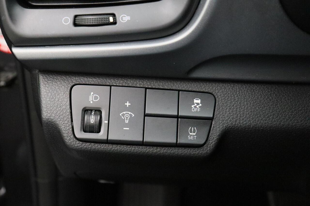 KIA Stonic 1.0 T-GDi DynamicLine 2019 NAP Navigatie | Airco | Cruise control | PDC | LED | Bluetooth | Lichtmetaal | Elektrische ramen + spiegels | Multifunctioneel stuurwiel