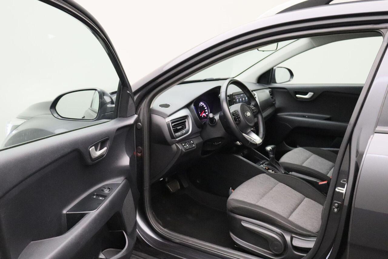 KIA Stonic 1.0 T-GDi DynamicLine 2019 NAP Navigatie | Airco | Cruise control | PDC | LED | Bluetooth | Lichtmetaal | Elektrische ramen + spiegels | Multifunctioneel stuurwiel