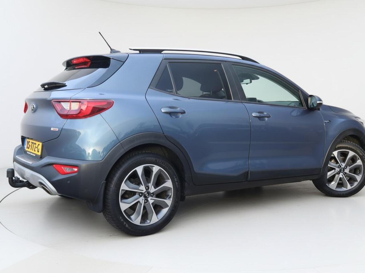 KIA Stonic 1.0 T-GDi DynamicPlusLine | Clima | Cruise | Multimedia/Navi | Trekhaak | PDC + Camera |