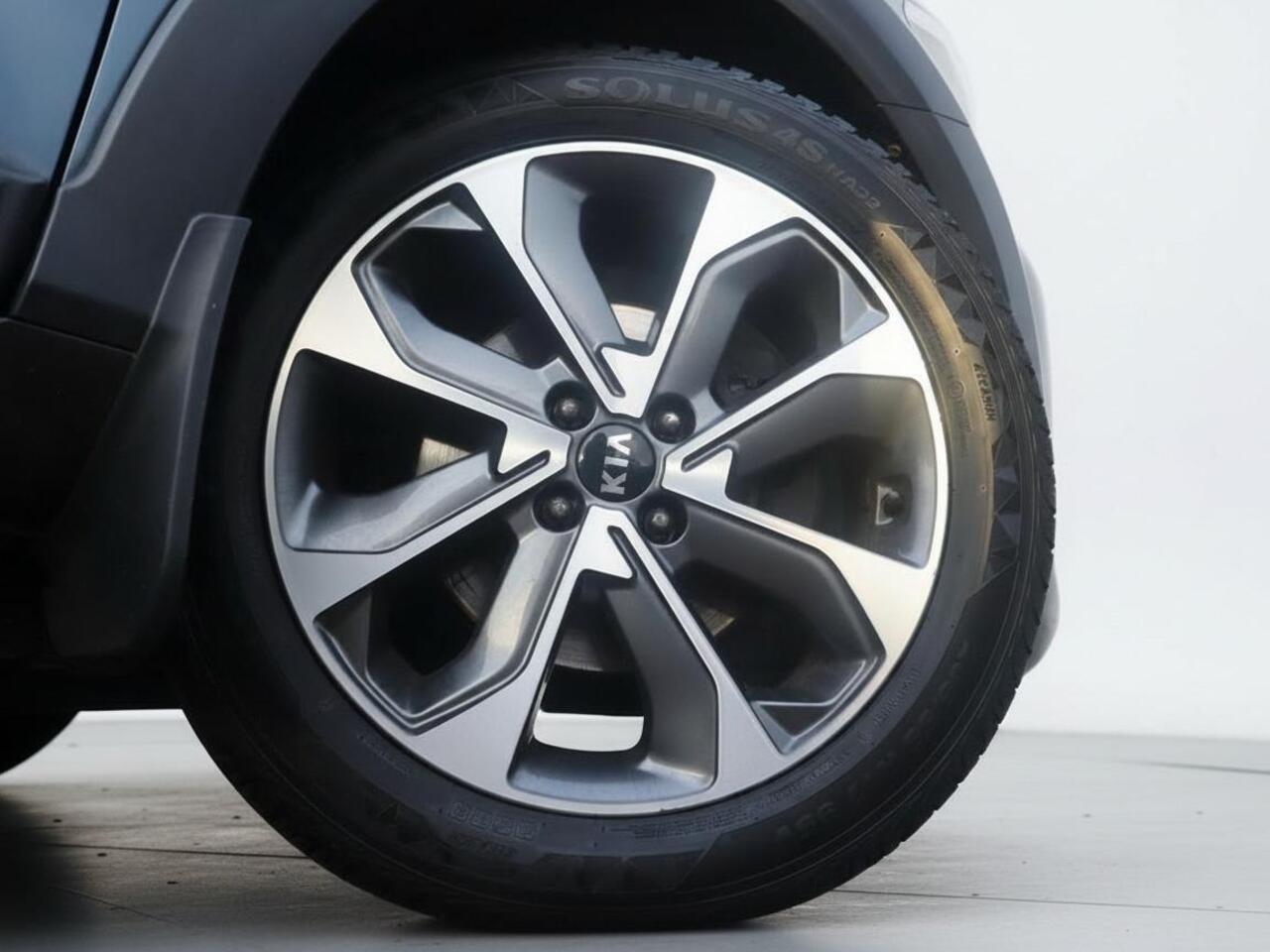 KIA Stonic 1.0 T-GDi DynamicPlusLine | Clima | Cruise | Multimedia/Navi | Trekhaak | PDC + Camera |