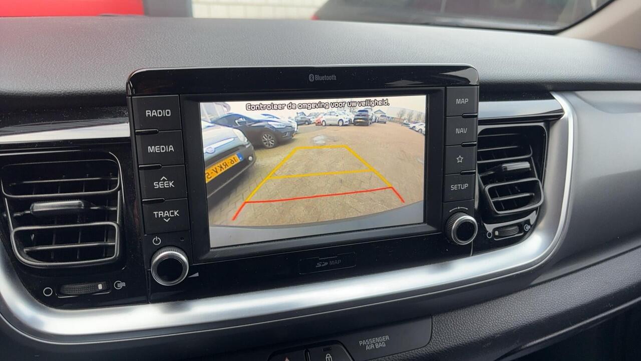 KIA Stonic 1.0 T-GDi DynamicLine KEYLESS / CARPLAY / CAMERA / NAVI / CLIMA / PDC / BLUETOOTH / CRUISE / NL-AUTO