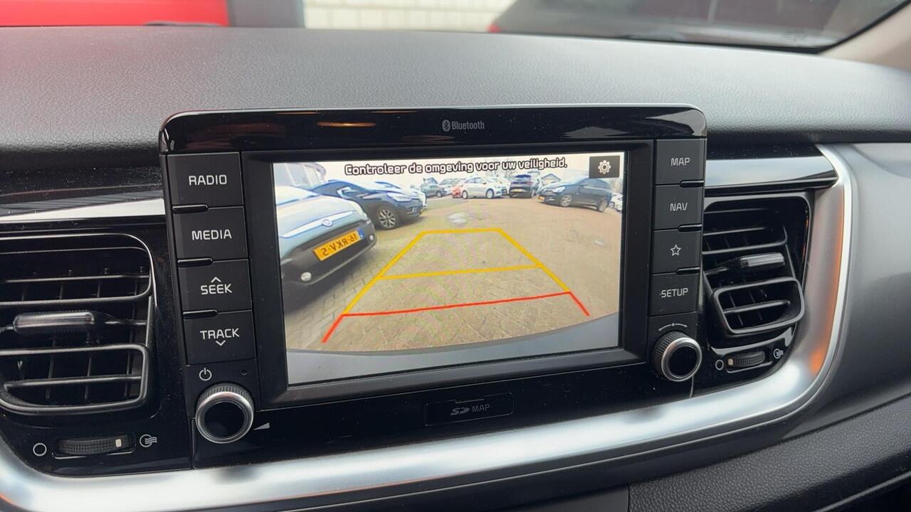 KIA Stonic 1.0 T-GDi DynamicLine KEYLESS / CARPLAY / CAMERA / NAVI / CLIMA / PDC / BLUETOOTH / CRUISE / NL-AUTO