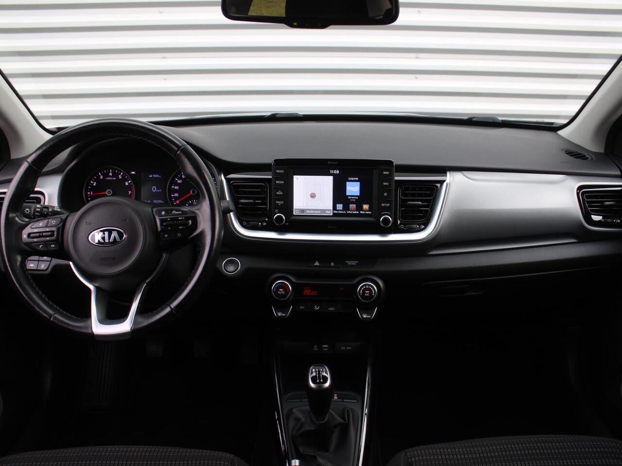 KIA Stonic 1.0 T-GDi DynamicPlusLine | Camera | 17" LM | Navi | Cruise | Clima | Keyless | Apple Carplay/Android Auto | All seasons |