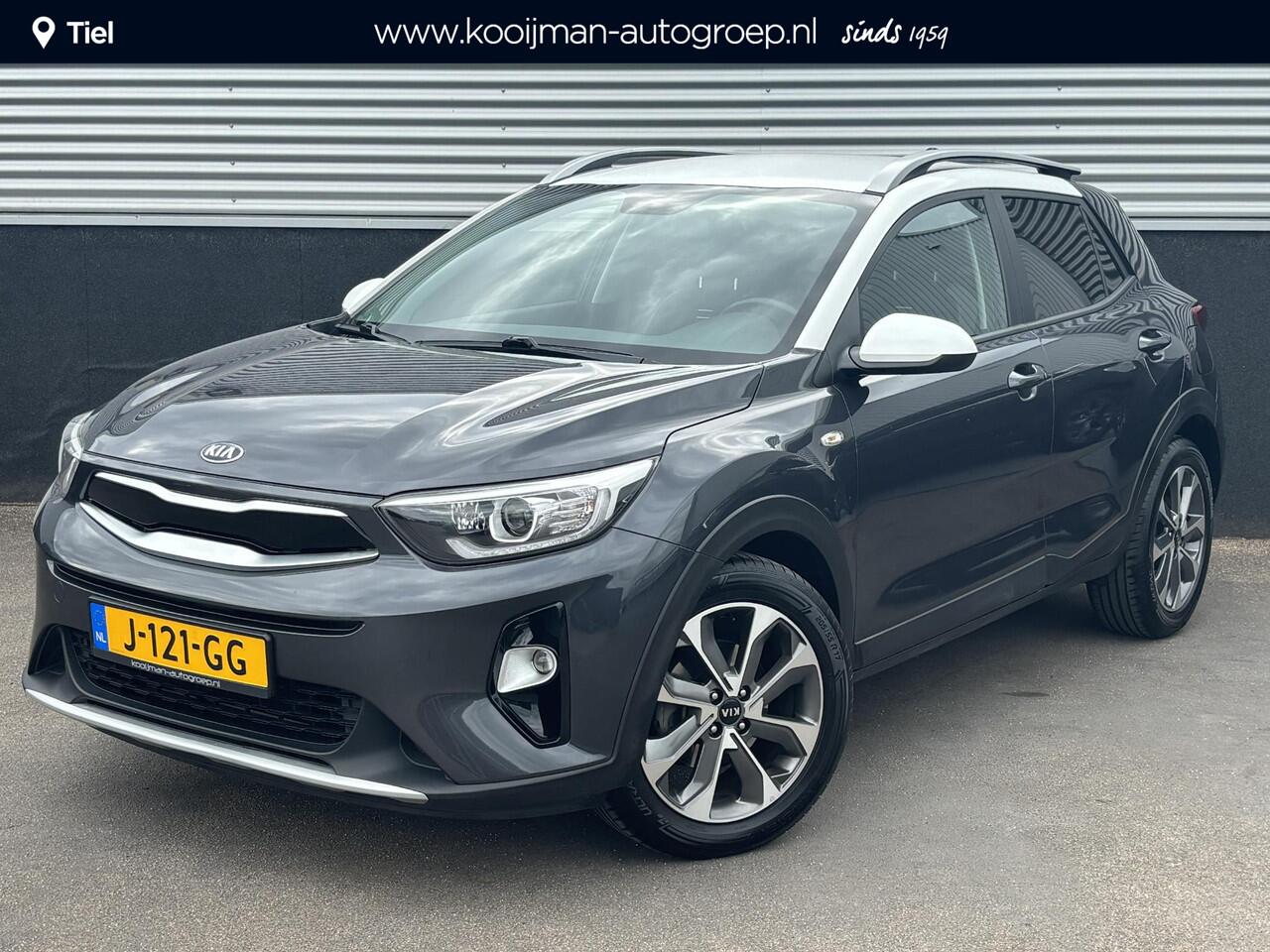 KIA Stonic 1.0 T-GDi Sports Edition Navigatie, Half/leder, LMV, Privacy glass, Nieuw geleverd en dealeronderhouden, Achteruitrijcamera, Cruise control