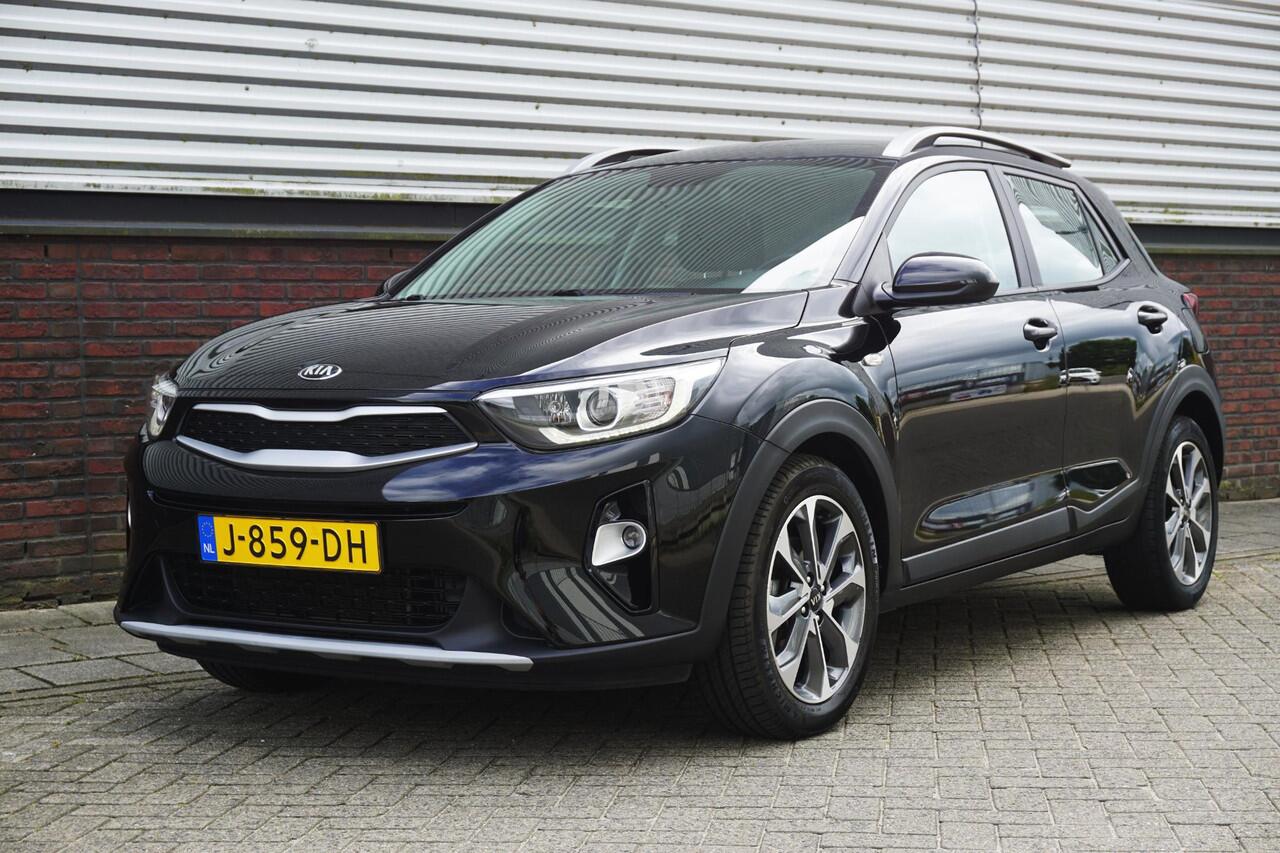 KIA Stonic 1.0 T-GDi 100PK/Trekhaak/17Inch./Camera/ DynamicLine