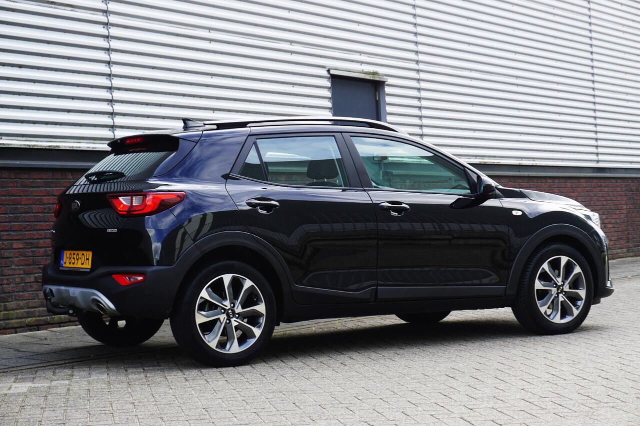 KIA Stonic 1.0 T-GDi 100PK/Trekhaak/17Inch./Camera/ DynamicLine