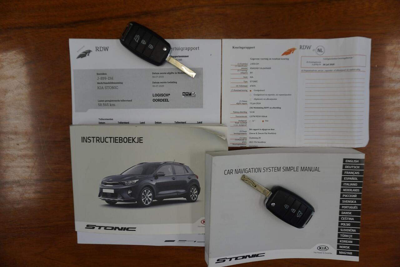 KIA Stonic 1.0 T-GDi 100PK/Trekhaak/17Inch./Camera/ DynamicLine