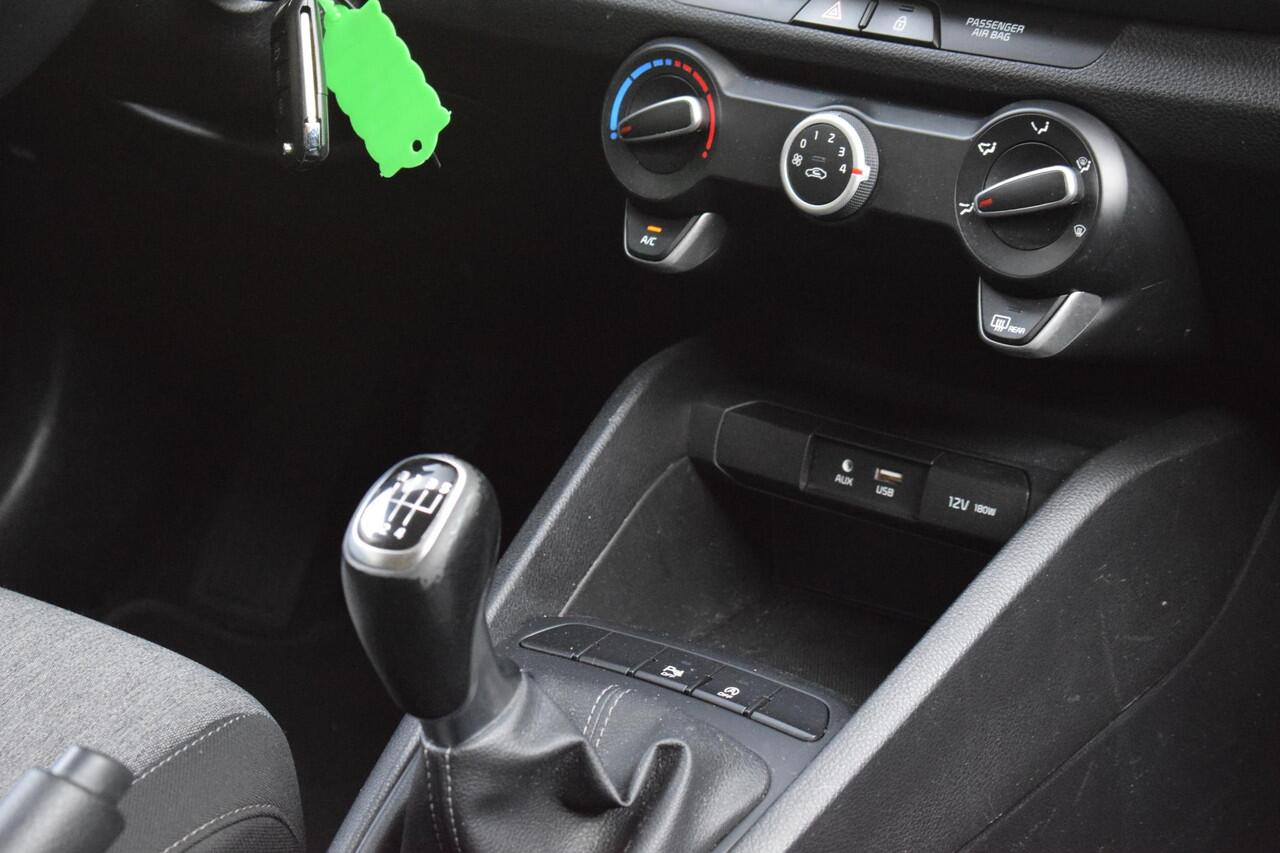 KIA Stonic 1.0 T-GDi DynamicLine Nav/Cam/Cruise/Lmv/Ecc