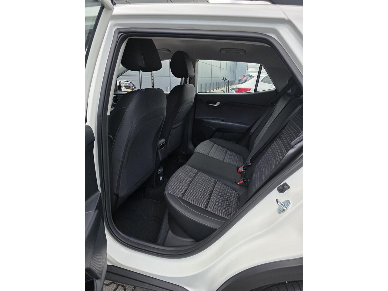 KIA Stonic DynamicLine MY25 1.0 T-GDi MHEV (100pk) 1.0 T-GDi ComfortLine Kia Stonic DynamicLine MY25 1.0 T-GDi MHEV (100pk)