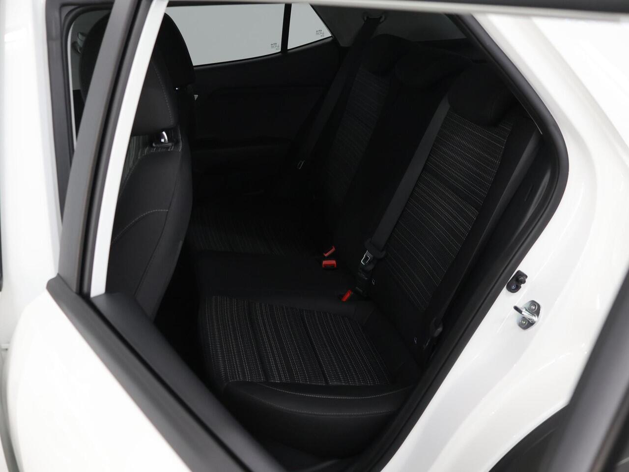 KIA Stonic 1.0 T-GDi MHEV DynamicPlusLine | Navigatie | Parkeercamera | Climate Control | Keyless Go |