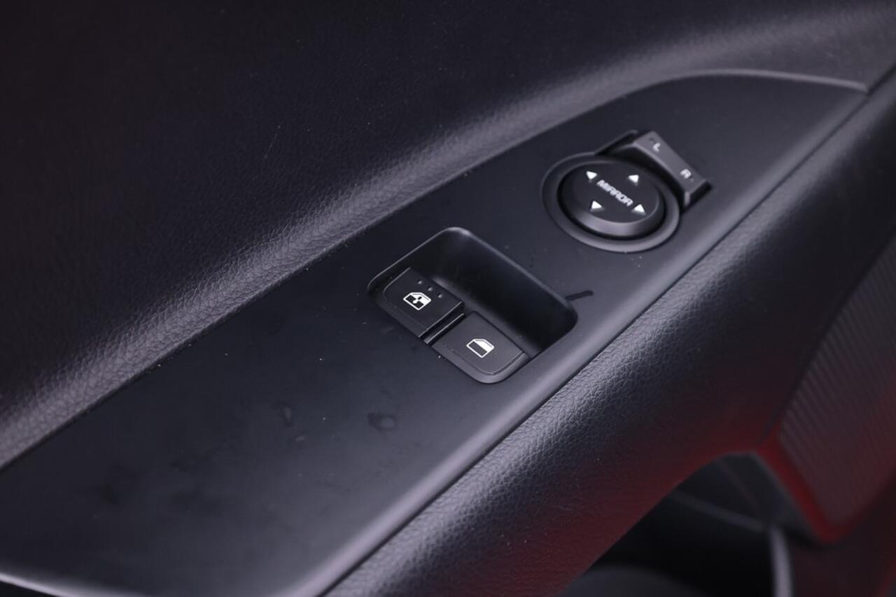 KIA Stonic 1.0 T-GDi MHEV DynamicLine Automaat | ECC | NAVI | CAMERA | VELGEN