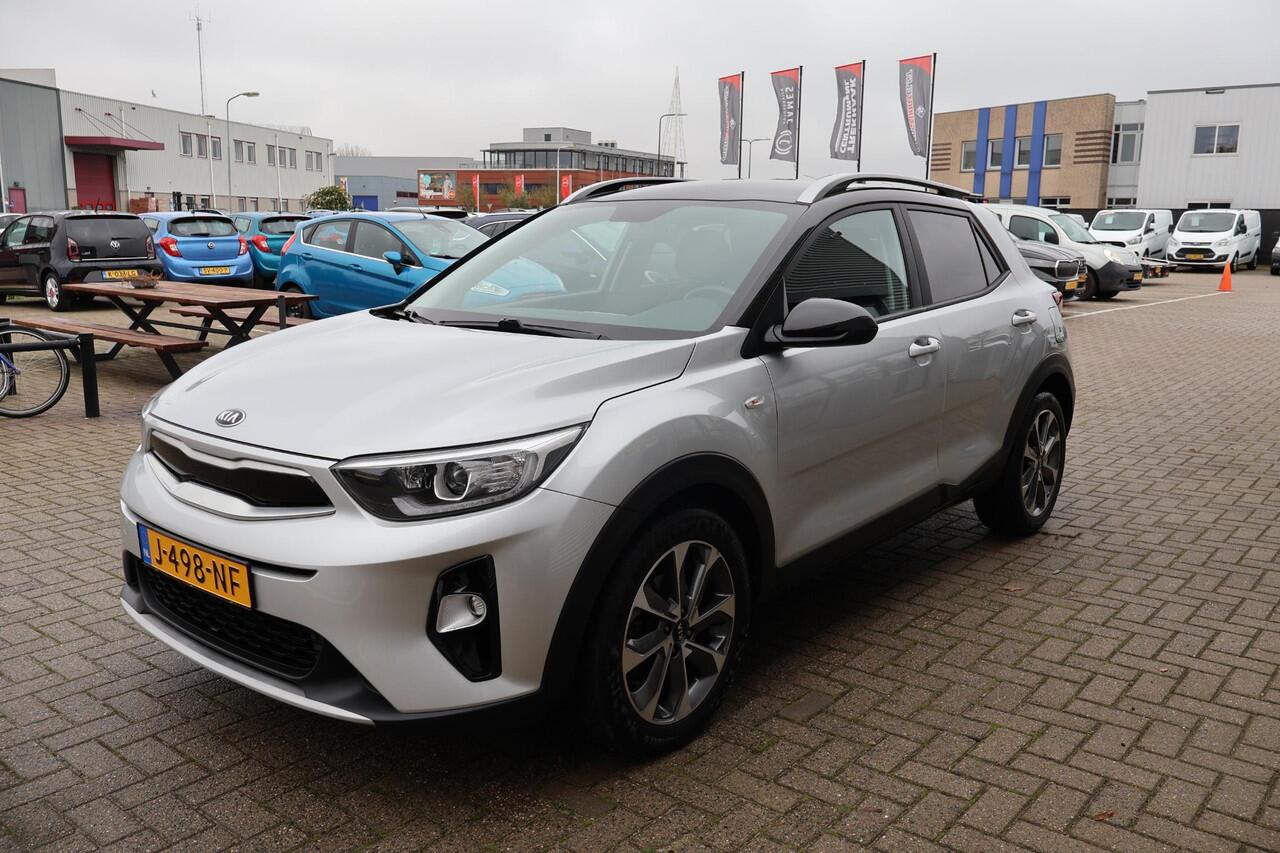 KIA Stonic 1.0 T-GDi Sports Edition 1e Eigenaar | Volledig Onderh | BTW | Camera | Navi | Carplay | DAB | Cruise | PDC | Full Led | Hill-Hold