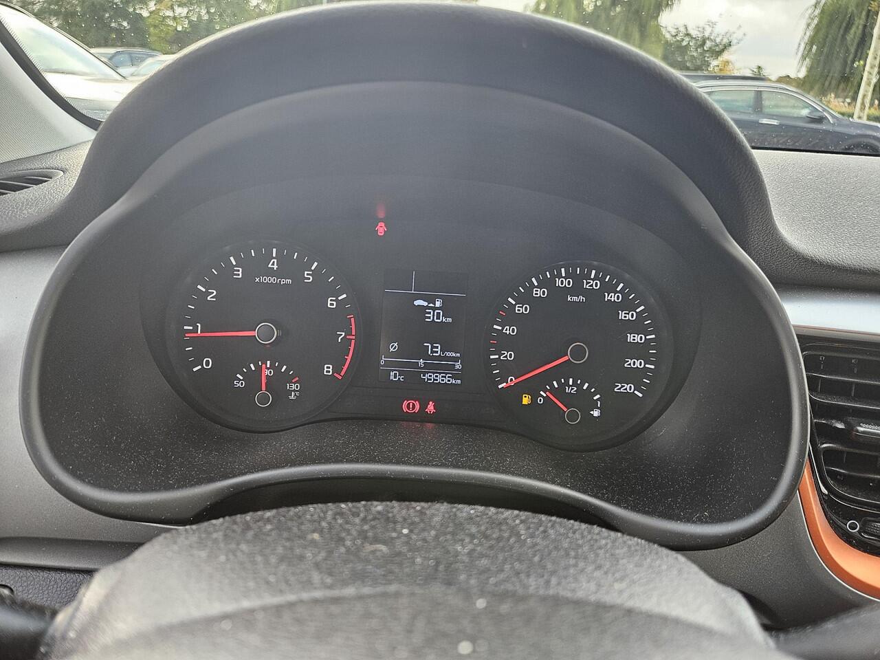 KIA Stonic 1.0 T-GDi Sports Edition LM velgen, airco, acteruitrij camera, uniek interieur, nieuw geleverd, dealer onderhouden.