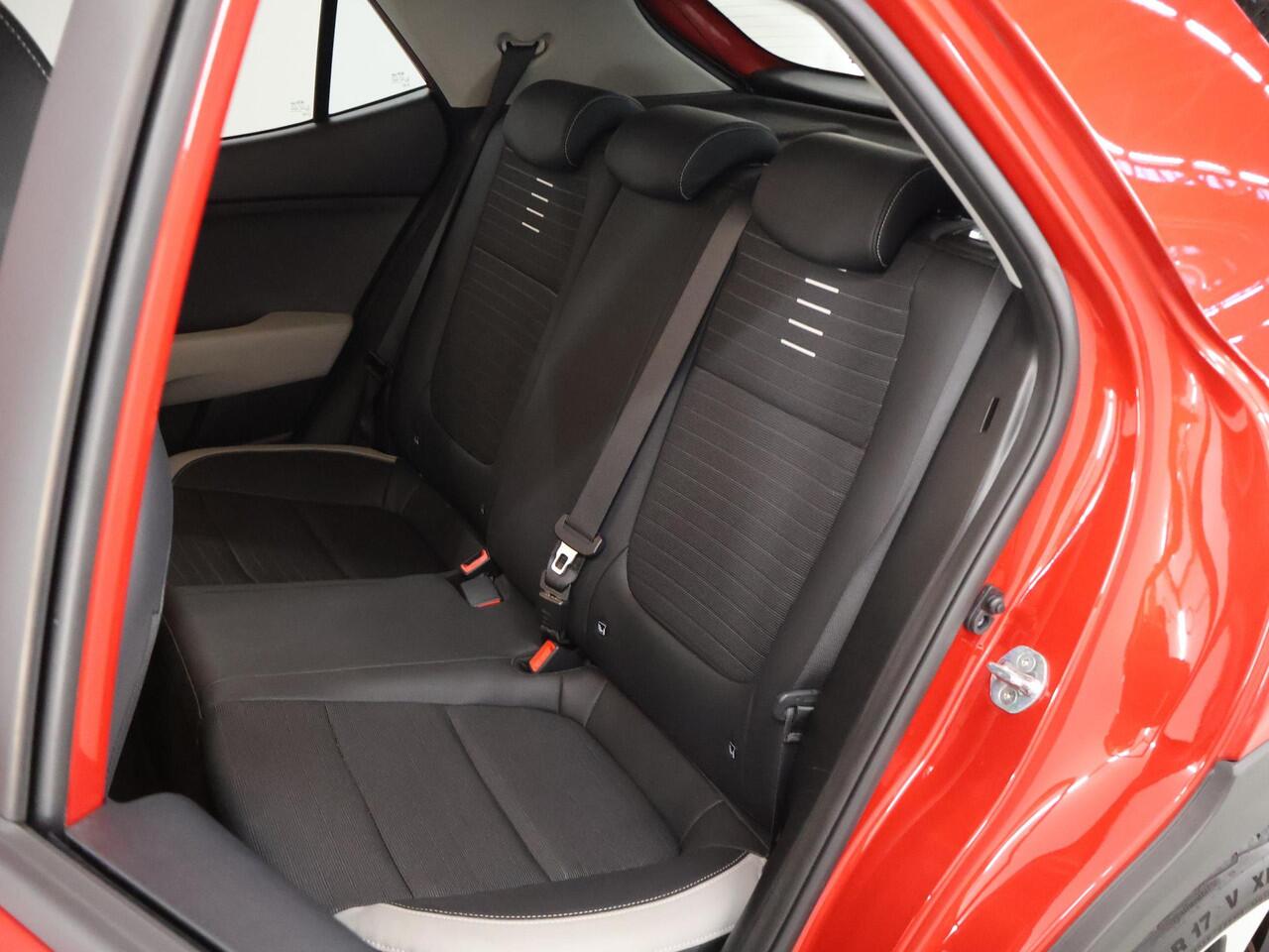 KIA Stonic 1.0 T-GDi Sports Edition | Navigatie | Parkeercamera | Airco | Cruise Control |