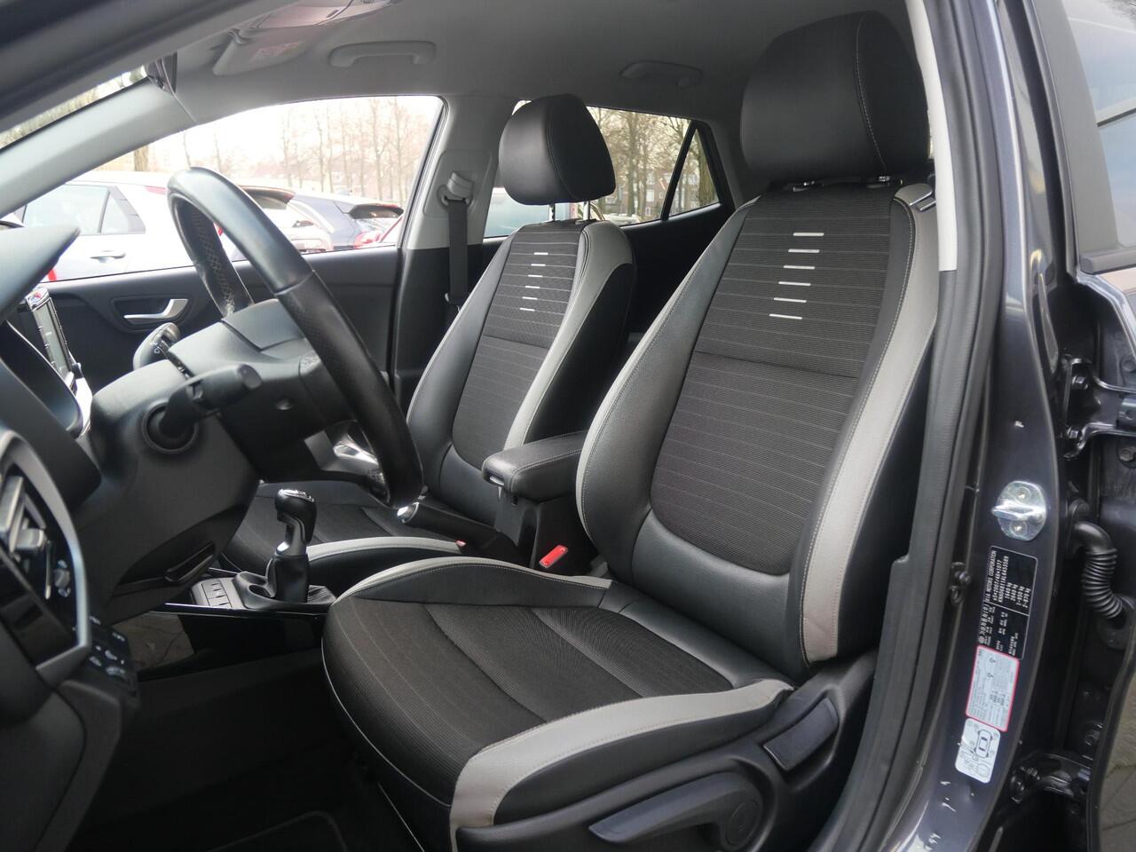 KIA Stonic 1.0 T-GDi Sports Edition | Navi | Carplay | 17" Velgen | Camera |