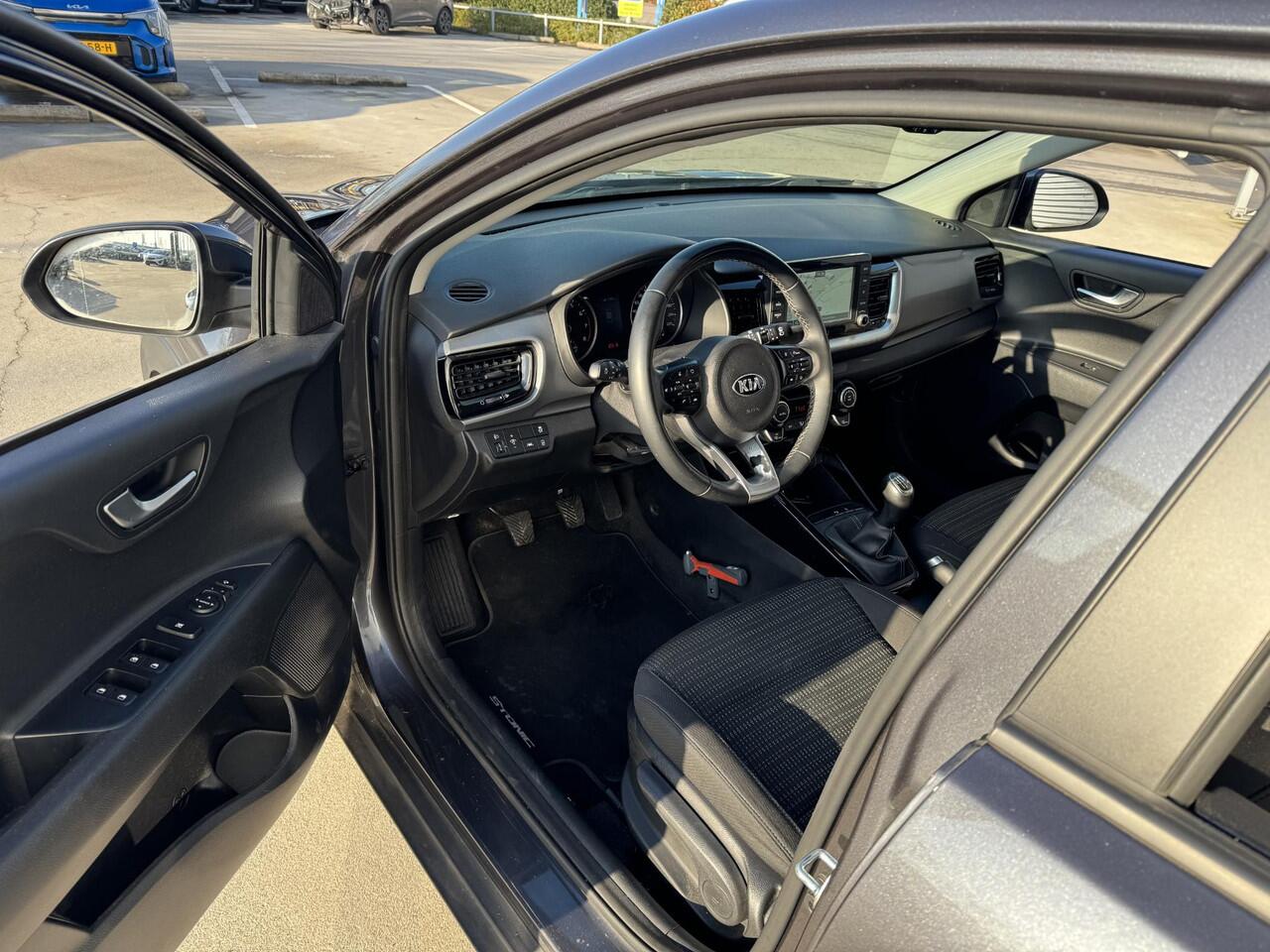 KIA Stonic 1.0 T-GDi DynamicPlusLine Clima | Cruise | Keyless | Privacyglass | Navi | DAB+ | Camera | PDC