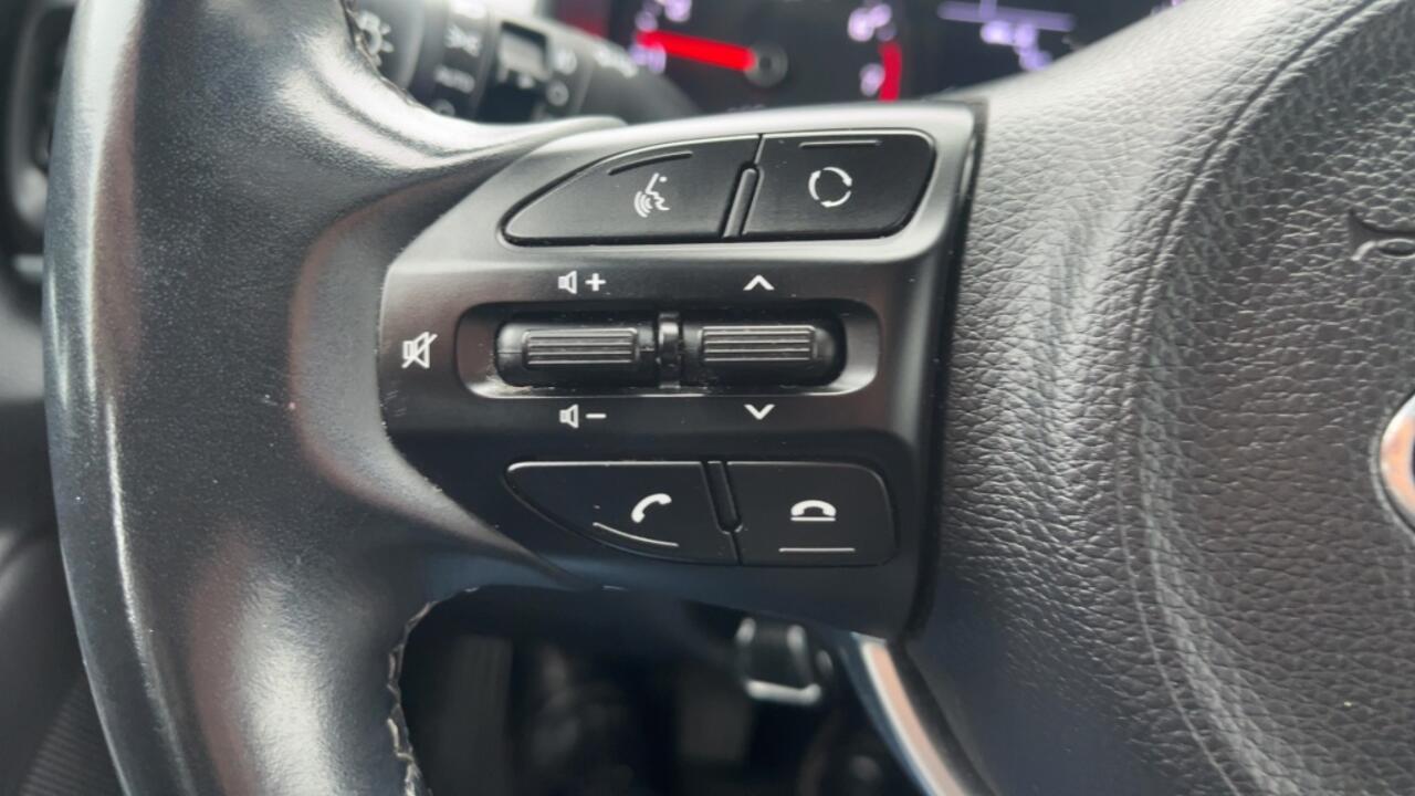 KIA Stonic Navigatie Cruise controle 1.0 T-GDi Dyn.Line