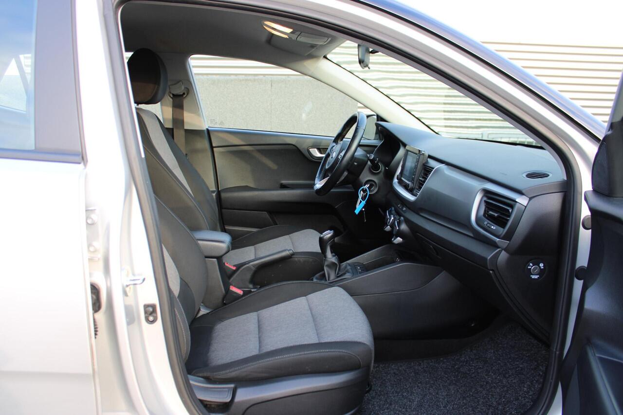 KIA Stonic 1.0 T-GDi DynamicLine NAVIGATIE, CAMERA, TREKHAAK