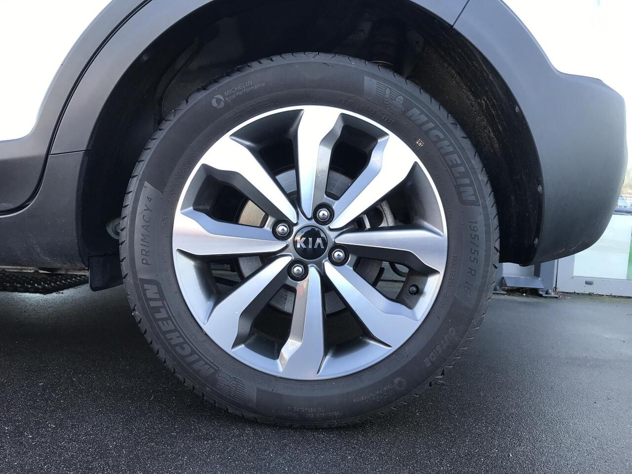 KIA Stonic 1.0 DynamicPlusLine Automaat Trekhaak 7 JAAR GAR.