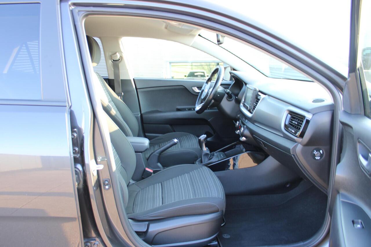 KIA Stonic 1.0 T-GDi DynamicPlusLine METALIC, DAKRAILING, ACHTERUITRIJCAMERA, NAVIGATIE