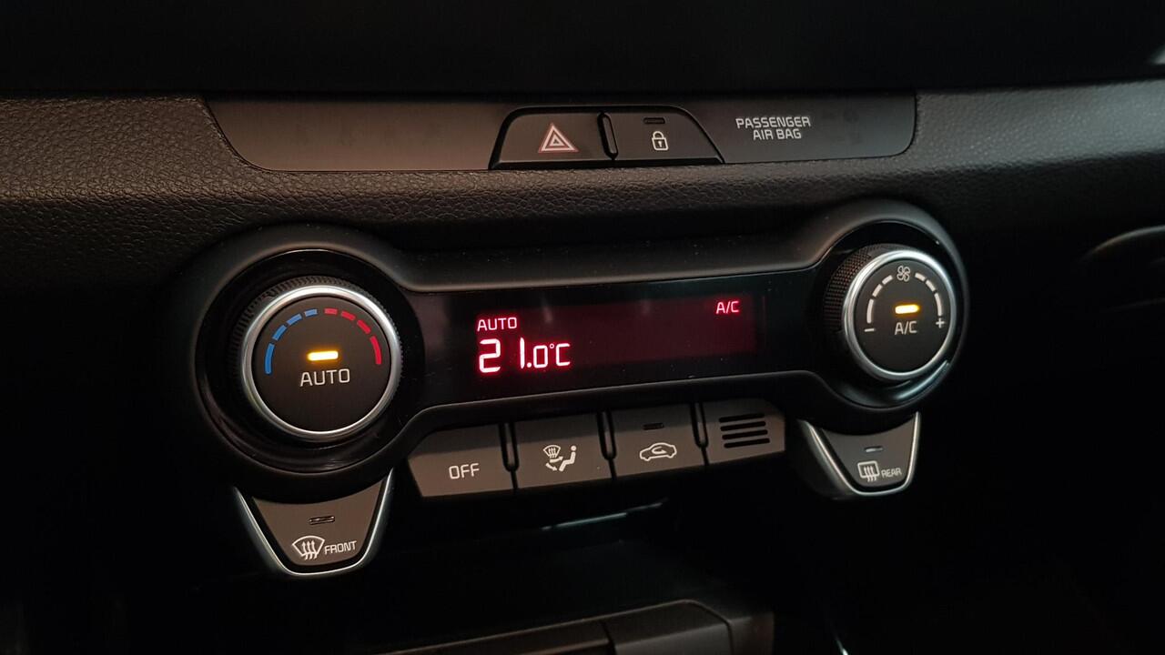 KIA Stonic 1.0 T-GDi 120pk Automaat DynamicLine | Climate control | Navigatie | Camera | Parkeer sensoren | Trekhaak