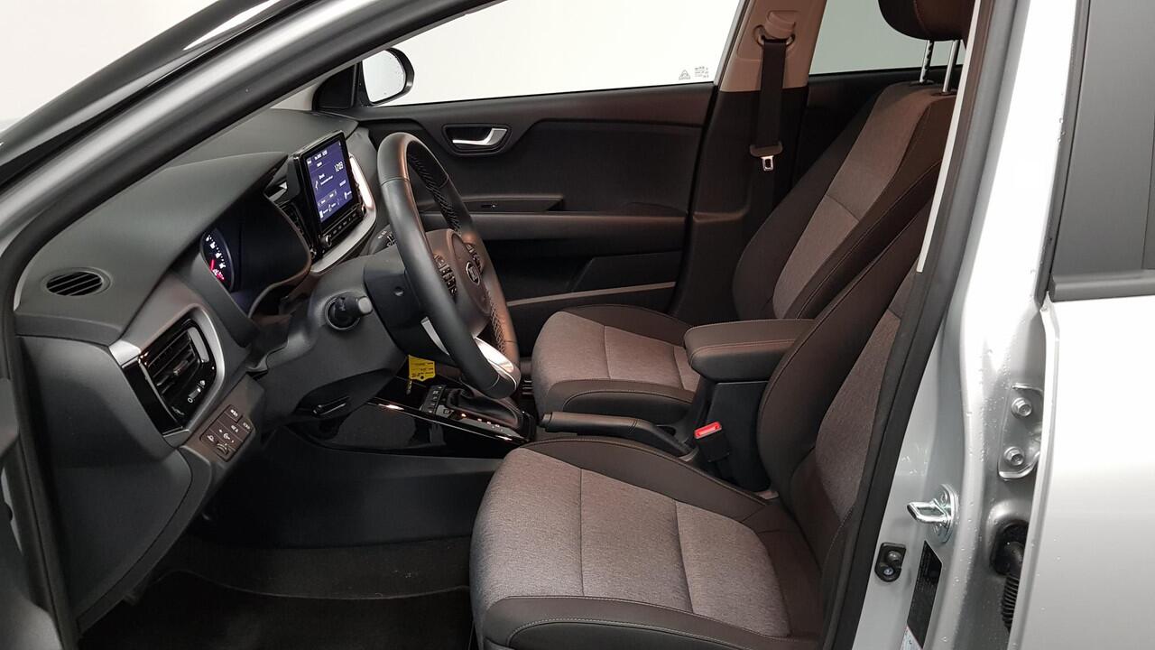 KIA Stonic 1.0 T-GDi 120pk Automaat DynamicLine | Climate control | Navigatie | Camera | Parkeer sensoren | Trekhaak