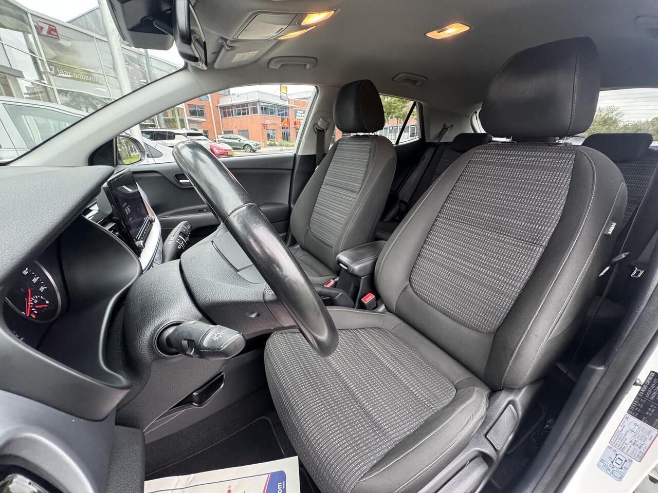 KIA Stonic 1.0 T-GDi MHEV DynamicPlusLine | Eerste Eigenaar | Climate Control | Navigatie | Apple Carplay/Android Auto | Enz...