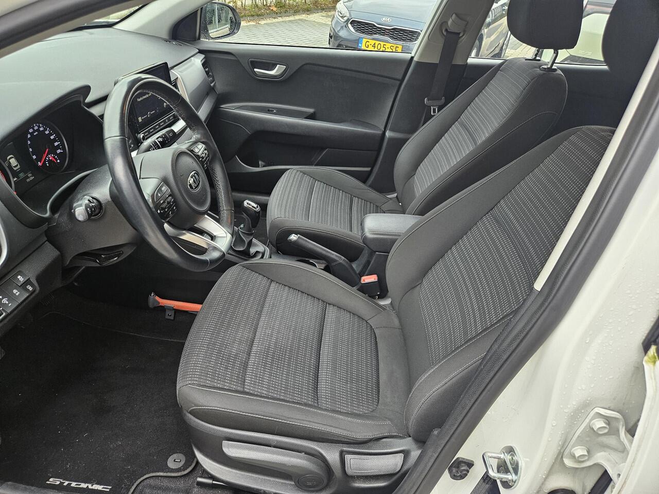 KIA Stonic 1.0 T-GDi MHEV DynamicLine Trekhaak|Lmv