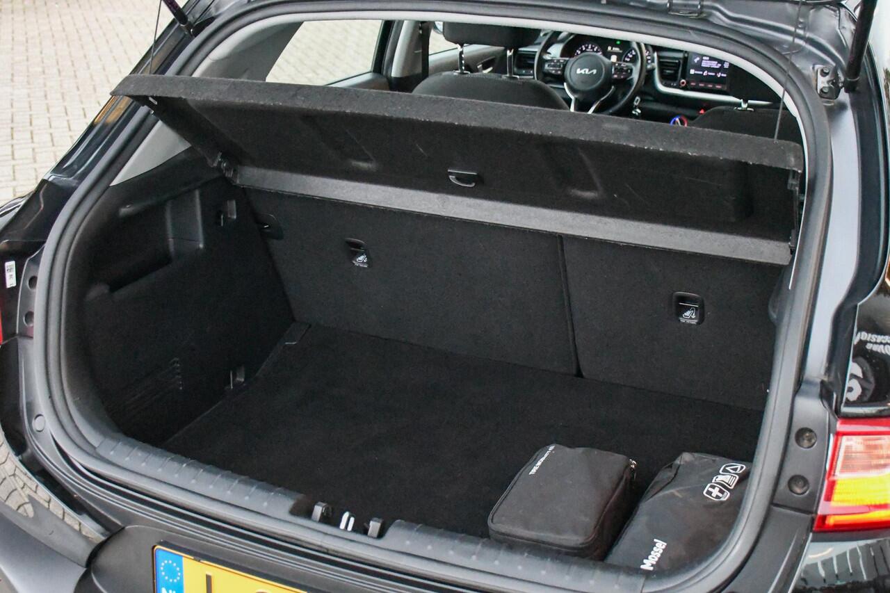 KIA Stonic 1.0 T-GDi MHEV DynamicLine APPLE CARPLAY/ DAB