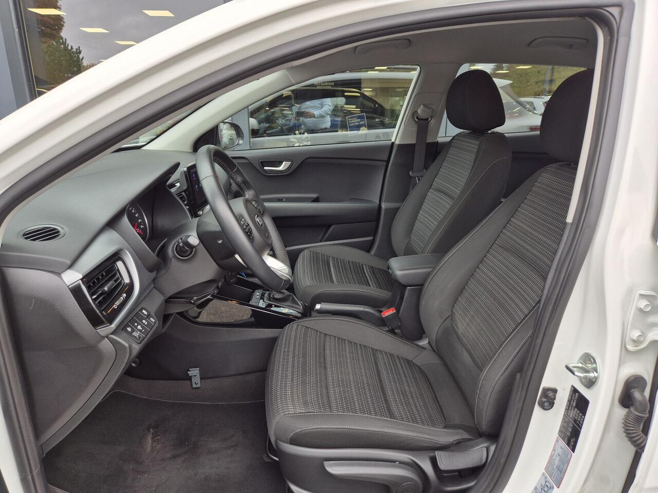 KIA Stonic 1.0 T-GDi MHEV DynamicLine | Automaat | Apple CarpPlay / Android Auto | Achteruitrijcamera | Climate Control