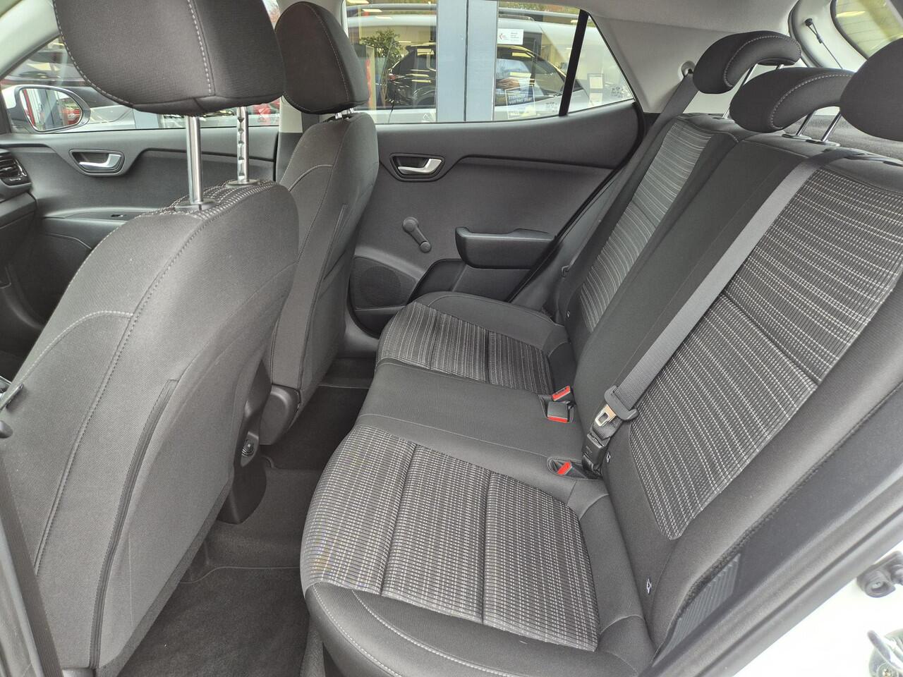 KIA Stonic 1.0 T-GDi MHEV DynamicLine | Automaat | Apple CarpPlay / Android Auto | Achteruitrijcamera | Climate Control