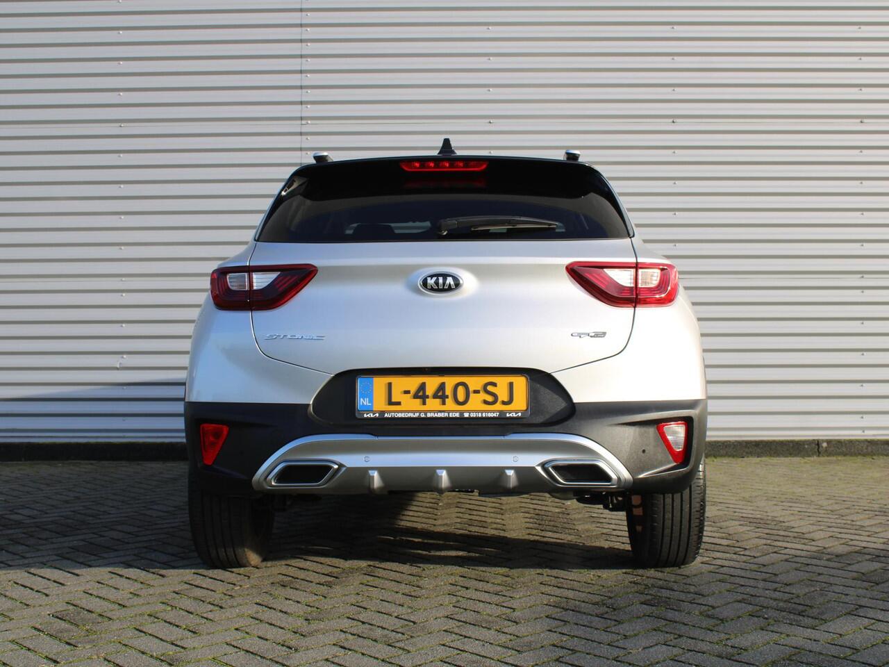 KIA Stonic 1.0 T-GDi MHEV GT-Line | Trekhaak | Stuur-stoelverwarming | Navi | Clima | Cruise | Camera | 17" LM | PDC |