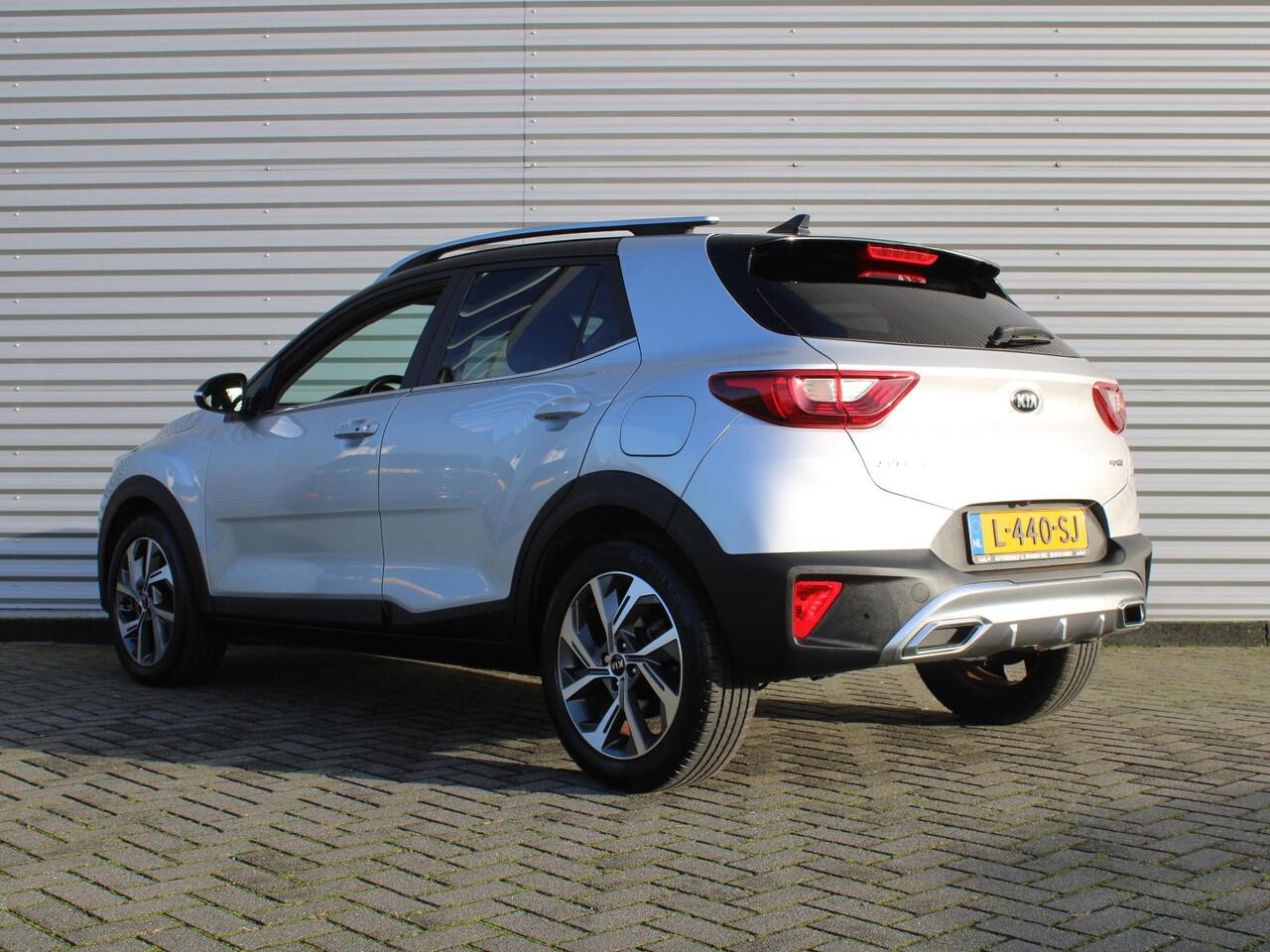 KIA Stonic 1.0 T-GDi MHEV GT-Line | Trekhaak | Stuur-stoelverwarming | Navi | Clima | Cruise | Camera | 17" LM | PDC |