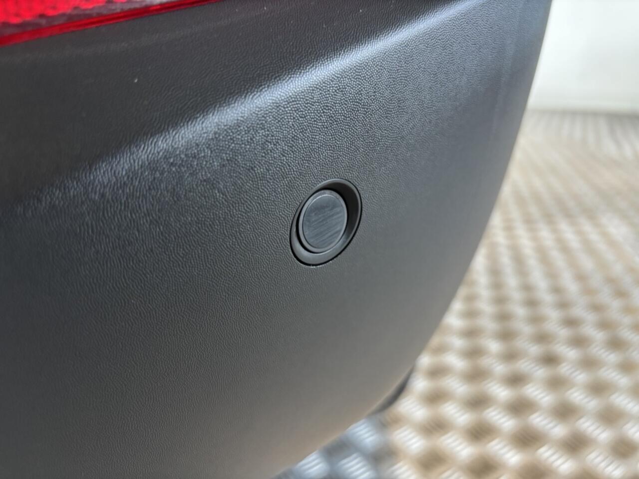 KIA Stonic 1.0 T-GDi MHEV Dynamic Line, Camera, Apple / Android