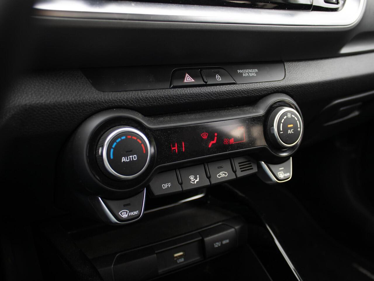 KIA Stonic 1.0 T-GDi MHEV DynamicPlusLine Trekhaak | Navi | Climate | Keyless | Org. NL