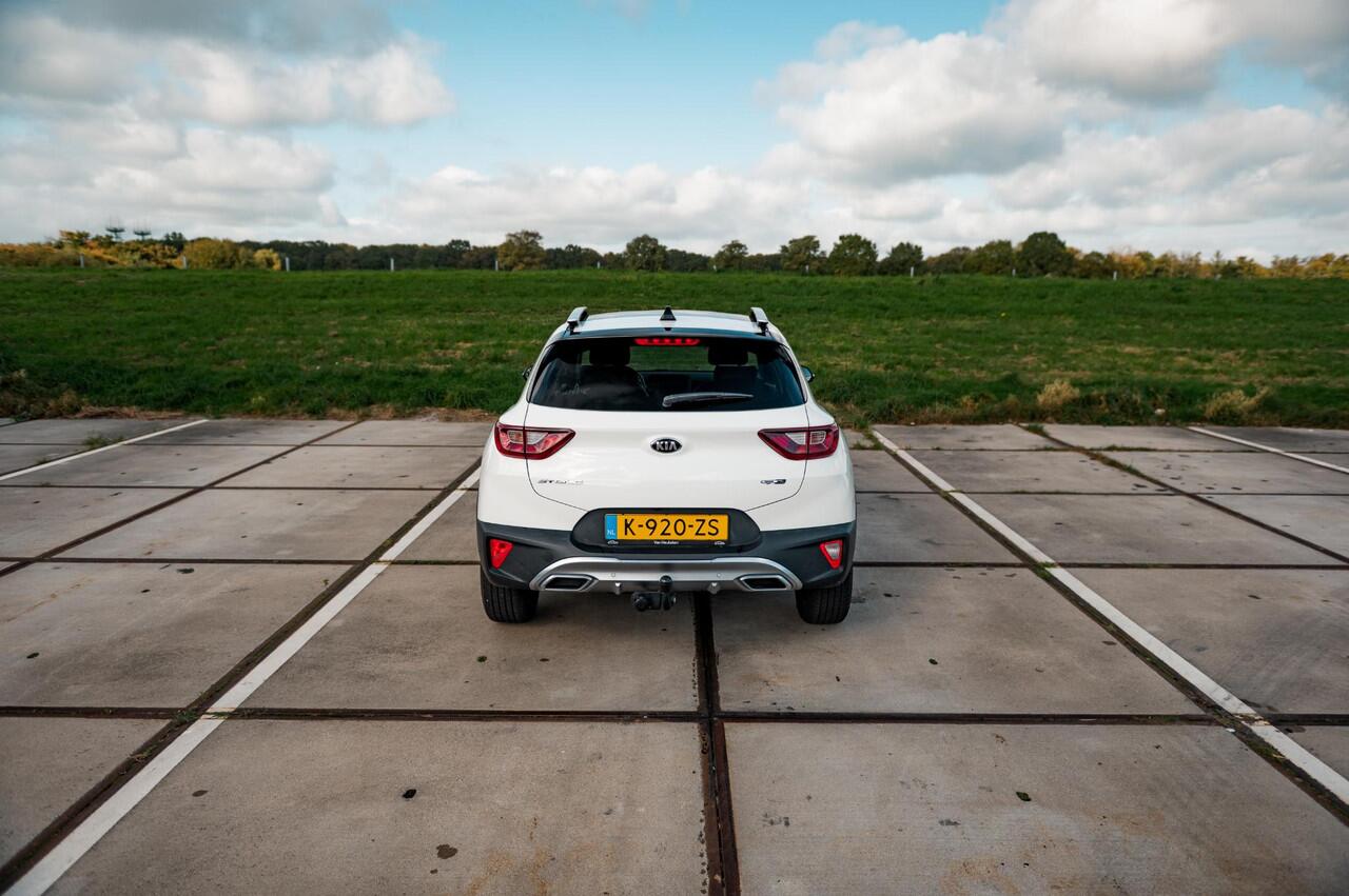 KIA Stonic 1.0 T-GDi 120PK MHEV GT-Line | TREKHAAK | CAMERA | DAB | NAVI | ALL SEASON BANDEN