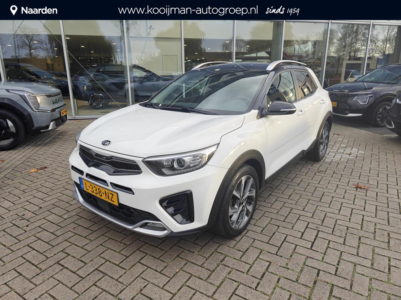 KIA Stonic 1.0 T-GDi MHEV GT-Line | Keyless | Stoel-& Stuurverwarming | Lmv | Achteruitrij camera | Sportieve GT-line bekleding | Navigatie Apple Carplay/Android Auto |