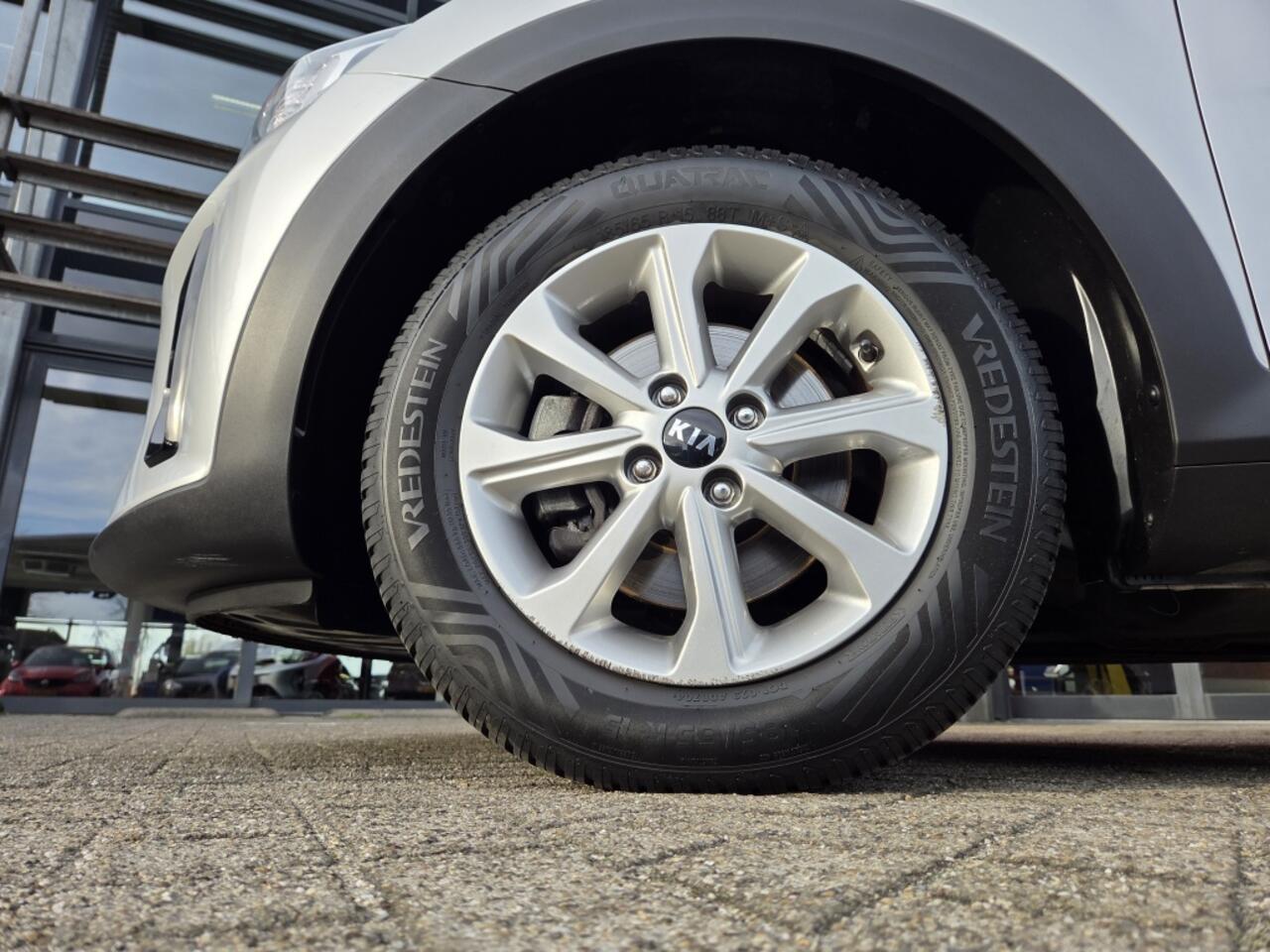 KIA Stonic 1.0 T-GDi MHEV DynamicLine | Navi | Climate | Cruise