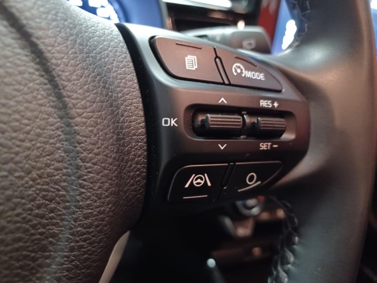 KIA Stonic 1.0 T-GDi MHEV Dynamic-Line , Navigatie, Camera