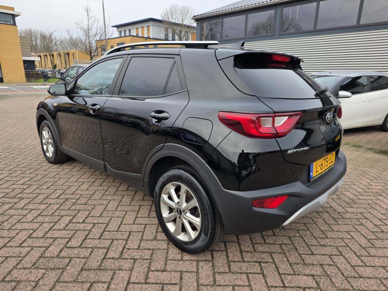 KIA Stonic 1.0 T-GDi MHEV Dyn L, navi, airco, apple carplay/andriod.