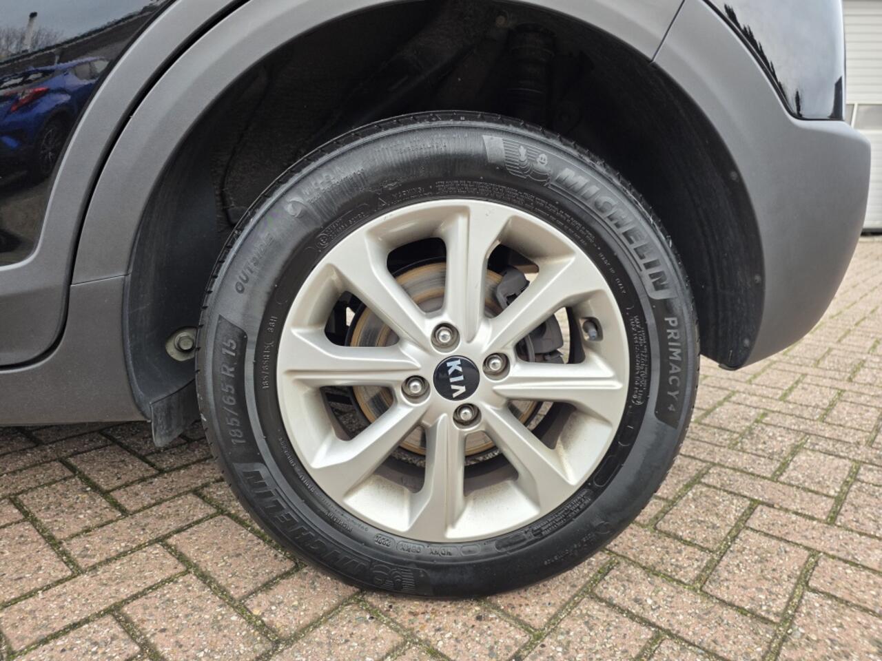 KIA Stonic 1.0 T-GDi MHEV Dyn L, navi, airco, apple carplay/andriod.