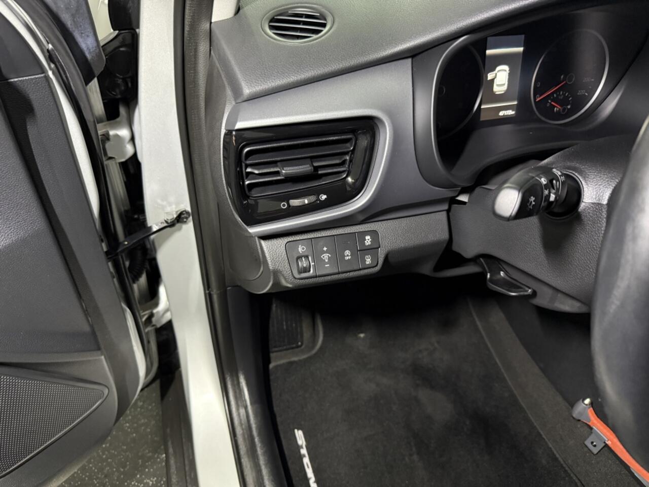 KIA Stonic 1.0 T-GDi MHEV DynamicPLusLine | Trekhaak | Navi | Cruise