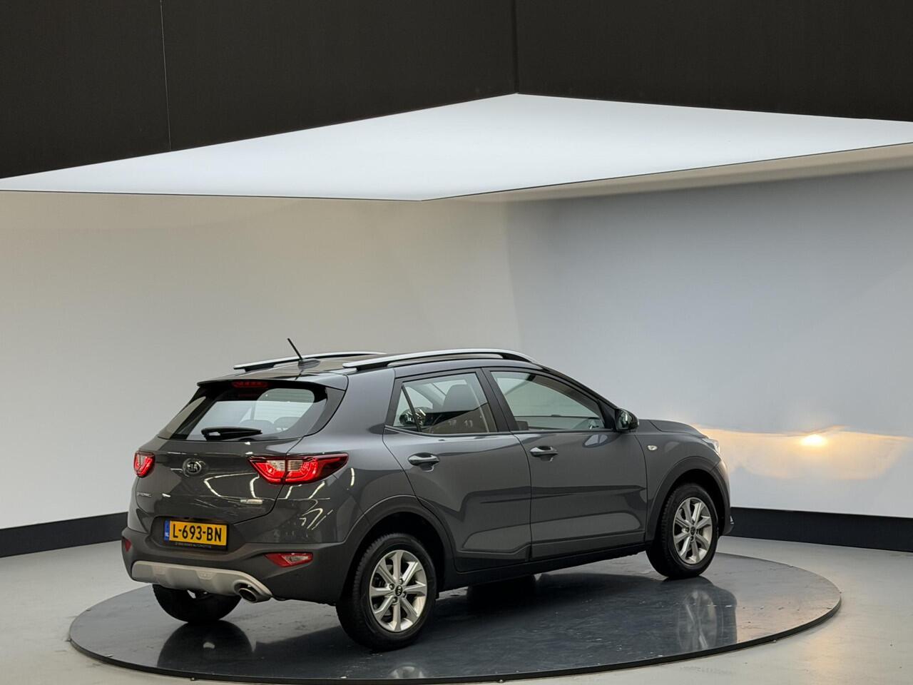 KIA Stonic 1.0 T-GDi MHEV DynamicLine | Carplay | All season | Cam achter | NL auto