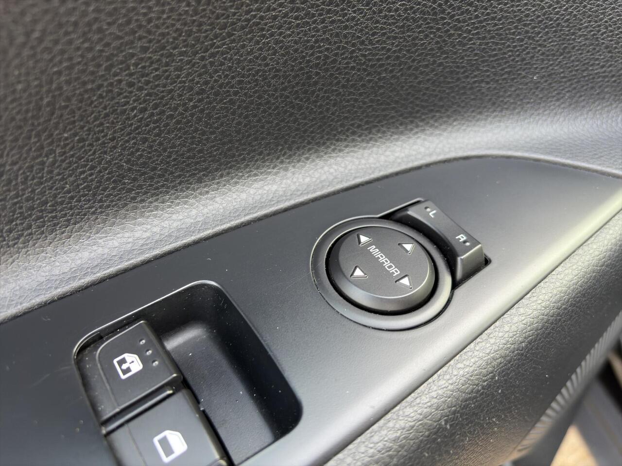 KIA Stonic 1.0 T-GDi MHEV DynamicLine